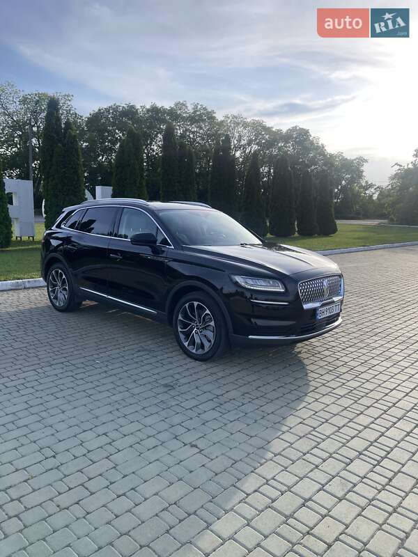 Lincoln Nautilus 2021