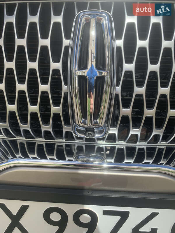 Позашляховик / Кросовер Lincoln Nautilus 2020 в Зміїві