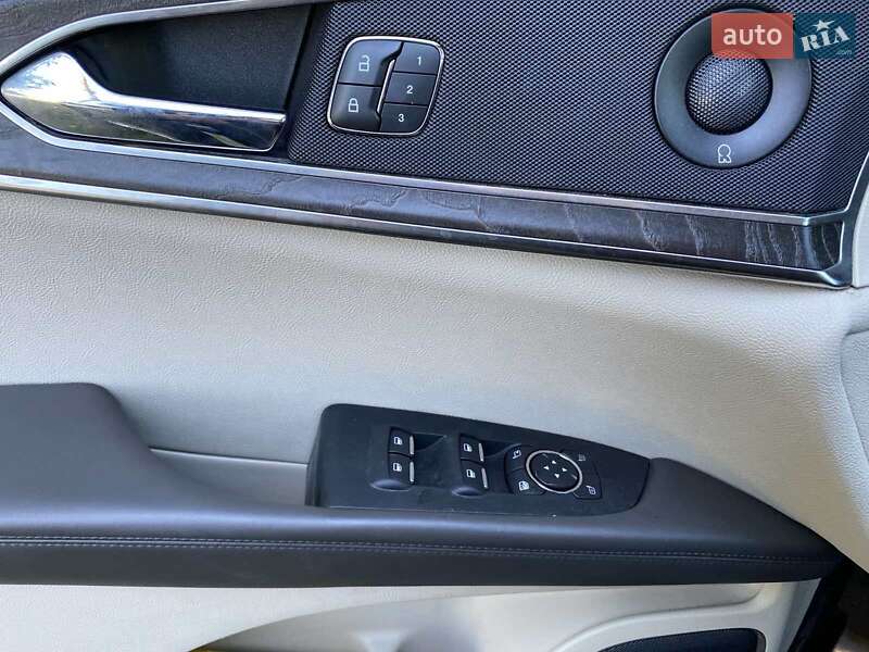 Внедорожник / Кроссовер Lincoln Nautilus 2019 в Запорожье фото 13 Внедорожник / Кроссовер Lincoln Nautilus 2019 в Запорожье