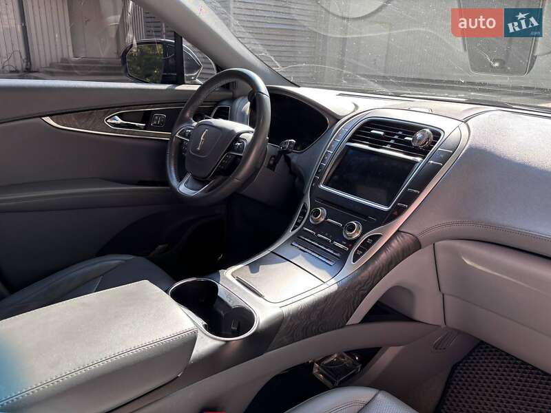 Позашляховик / Кросовер Lincoln Nautilus 2019 в Києві