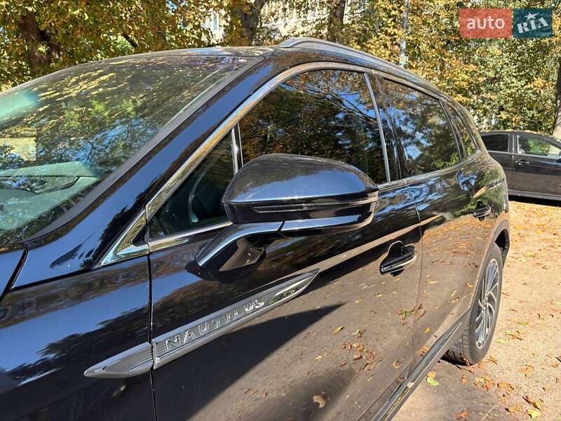Позашляховик / Кросовер Lincoln Nautilus 2019 в Києві