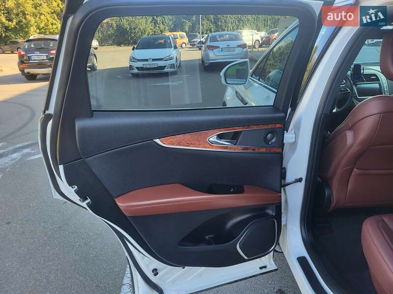 Внедорожник / Кроссовер Lincoln Nautilus 2019 в Киеве