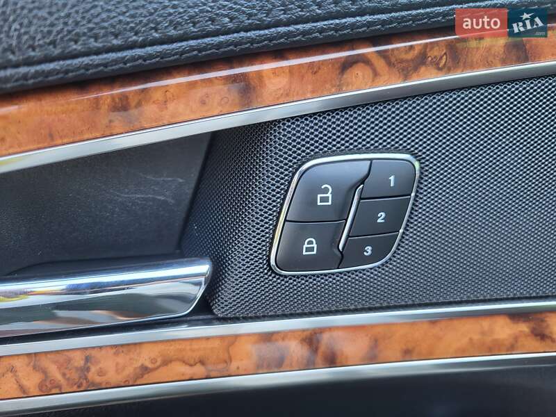 Внедорожник / Кроссовер Lincoln Nautilus 2019 в Киеве