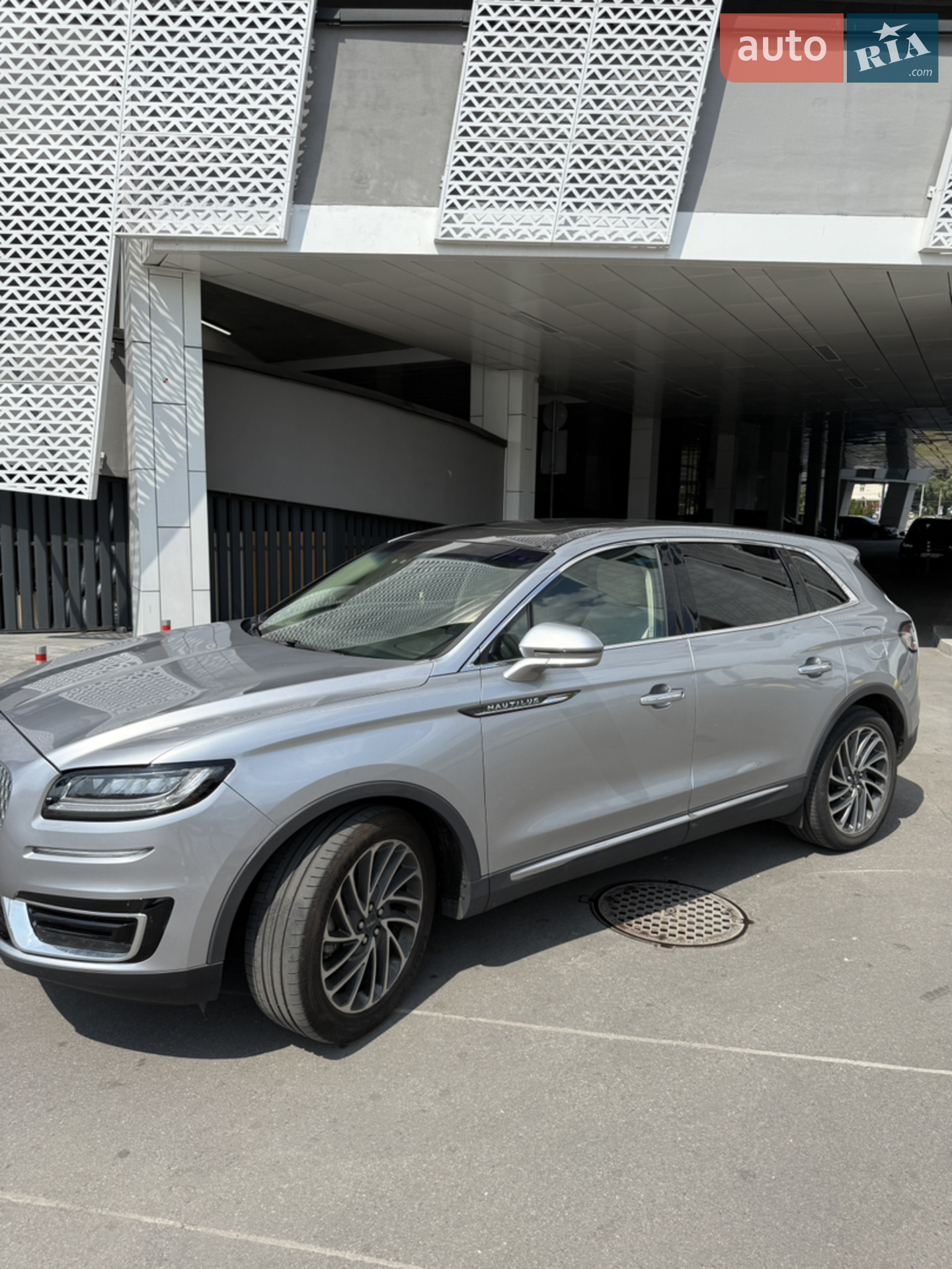 2020 Lincoln Nautilus - мініатюра 2