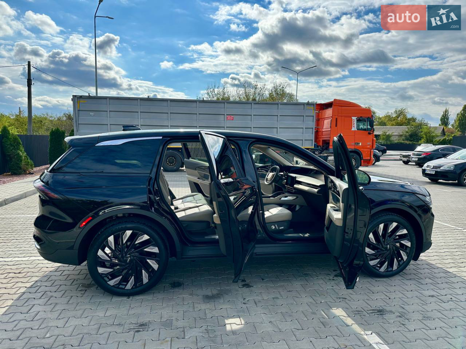 2024 Lincoln Nautilus - мініатюра 32