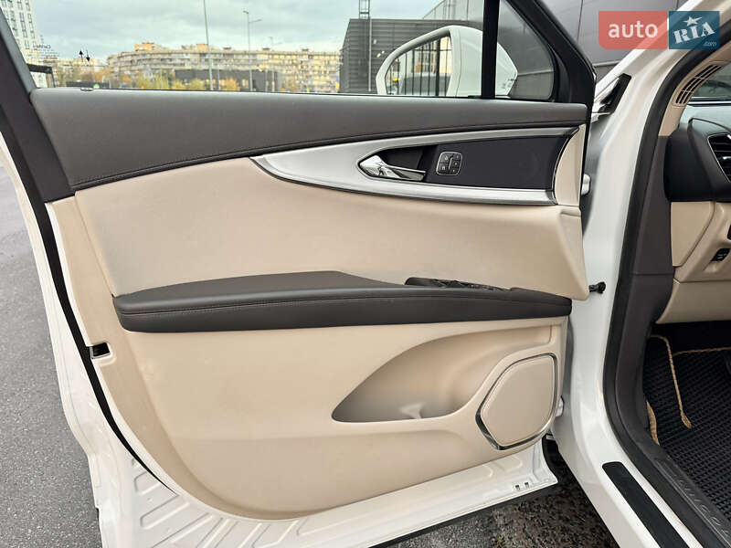 Внедорожник / Кроссовер Lincoln Nautilus 2020 в Киеве фото 38 Внедорожник / Кроссовер Lincoln Nautilus 2020 в Киеве