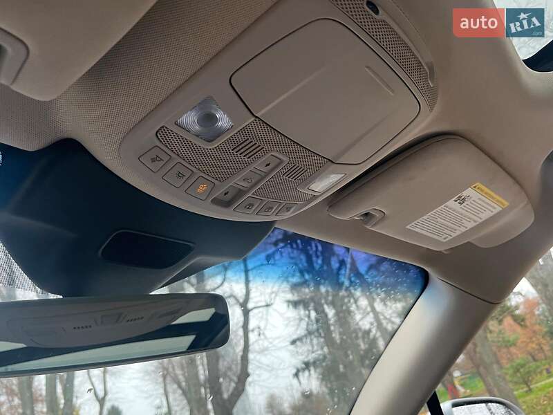 Внедорожник / Кроссовер Lincoln Nautilus 2020 в Киеве фото 36 Внедорожник / Кроссовер Lincoln Nautilus 2020 в Киеве