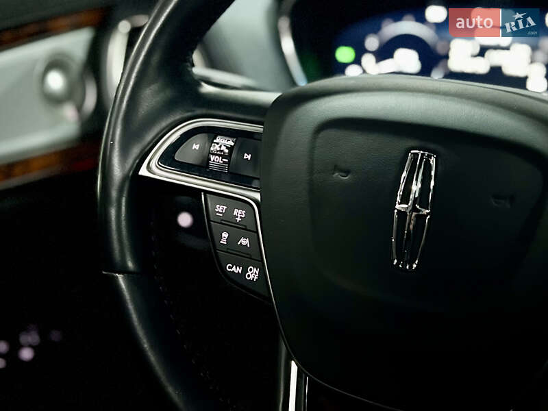 Позашляховик / Кросовер Lincoln Nautilus 2020 в Києві