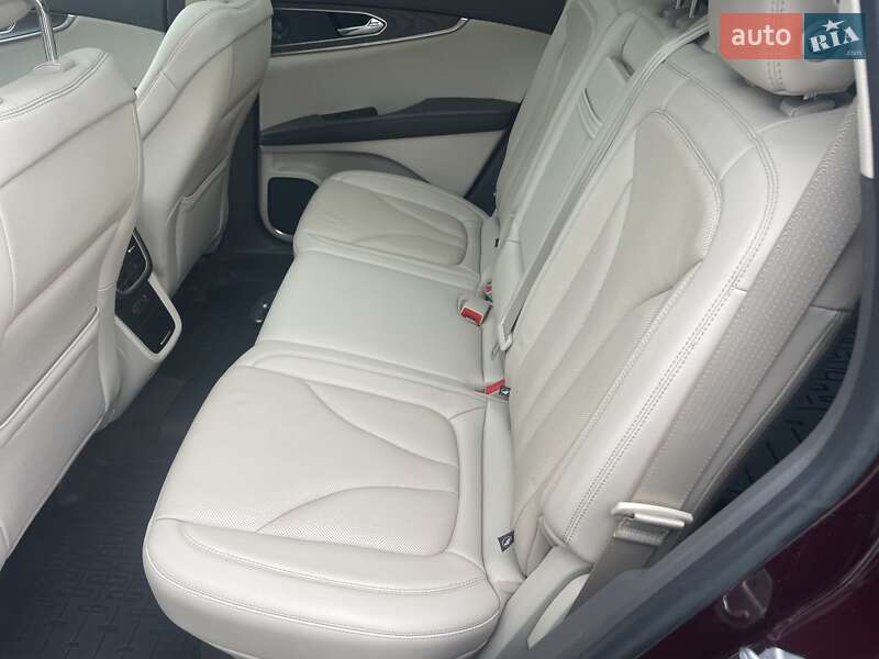 Внедорожник / Кроссовер Lincoln Nautilus 2019 в Черкассах фото 45 Внедорожник / Кроссовер Lincoln Nautilus 2019 в Черкассах