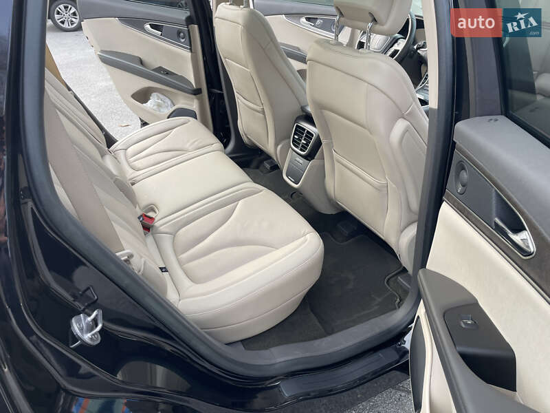 Позашляховик / Кросовер Lincoln Nautilus 2019 в Харкові фото 15 Позашляховик / Кросовер Lincoln Nautilus 2019 в Харкові