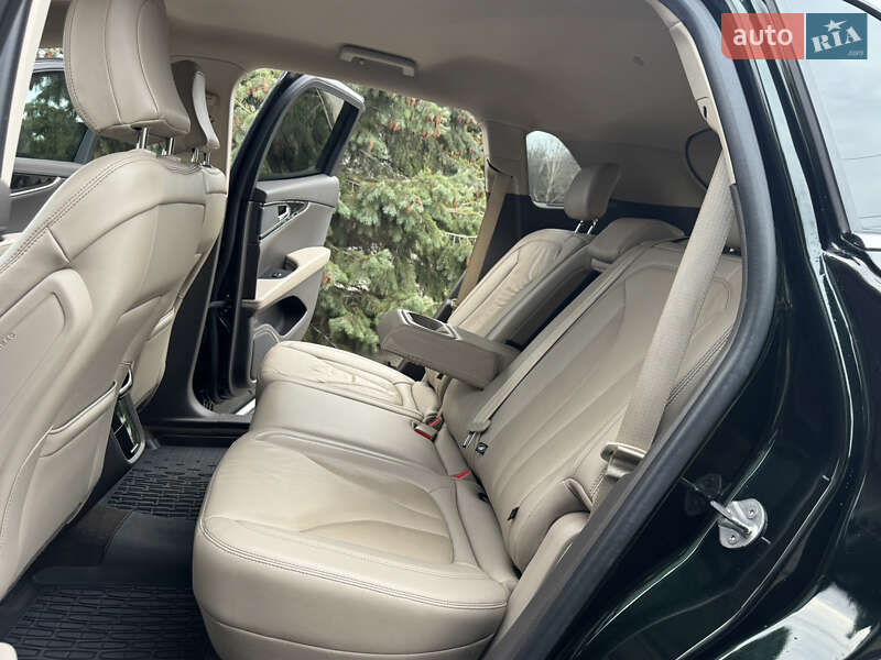 Позашляховик / Кросовер Lincoln Nautilus 2021 в Дніпрі