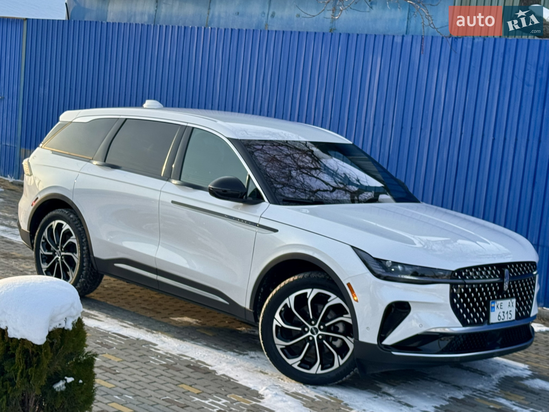 2024 Lincoln Nautilus - мініатюра 3