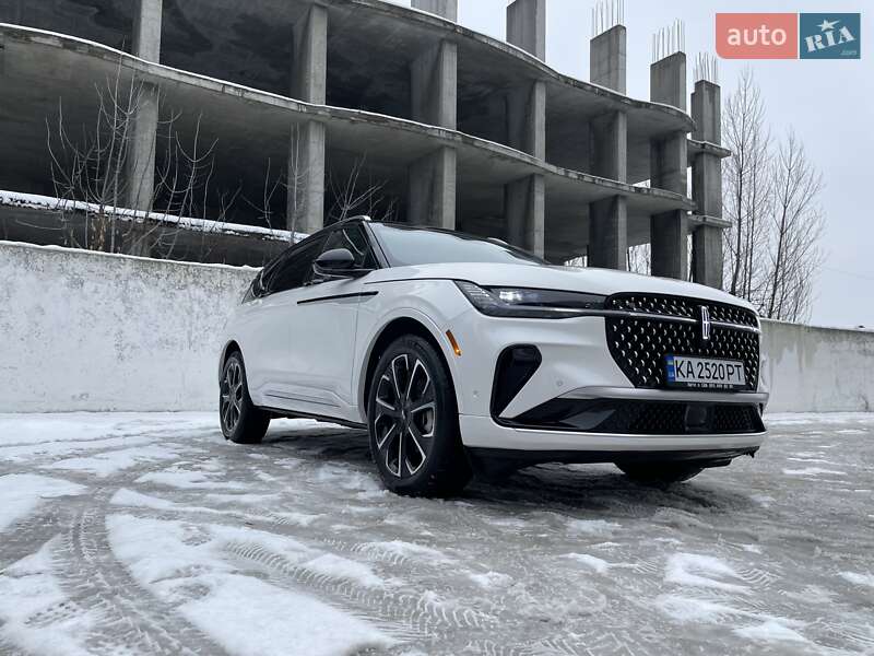 Lincoln Nautilus 2023