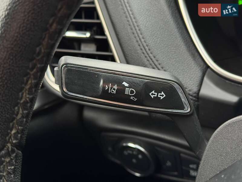 Внедорожник / Кроссовер Lincoln Nautilus 2019 в Ровно