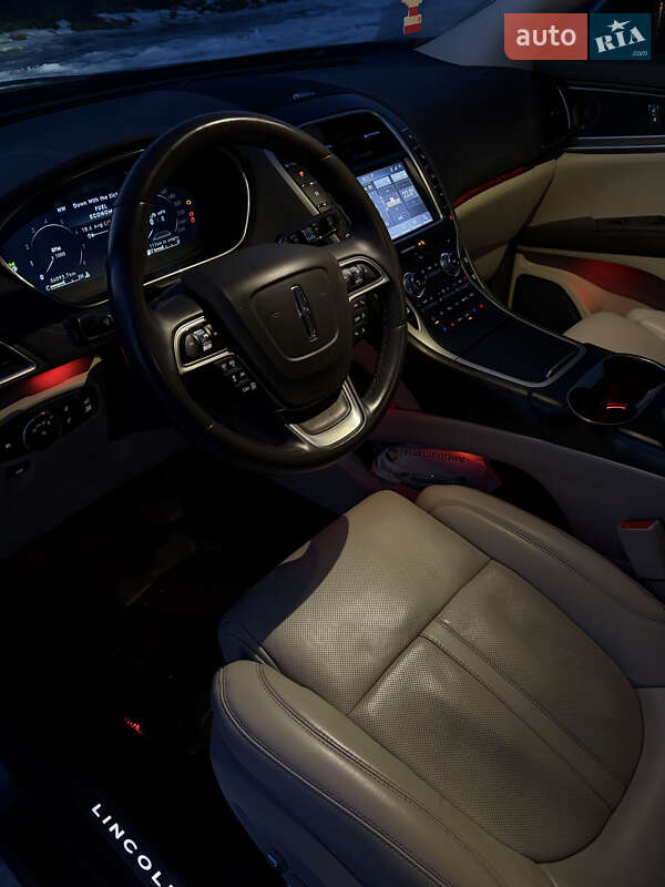Внедорожник / Кроссовер Lincoln Nautilus 2020 в Виннице