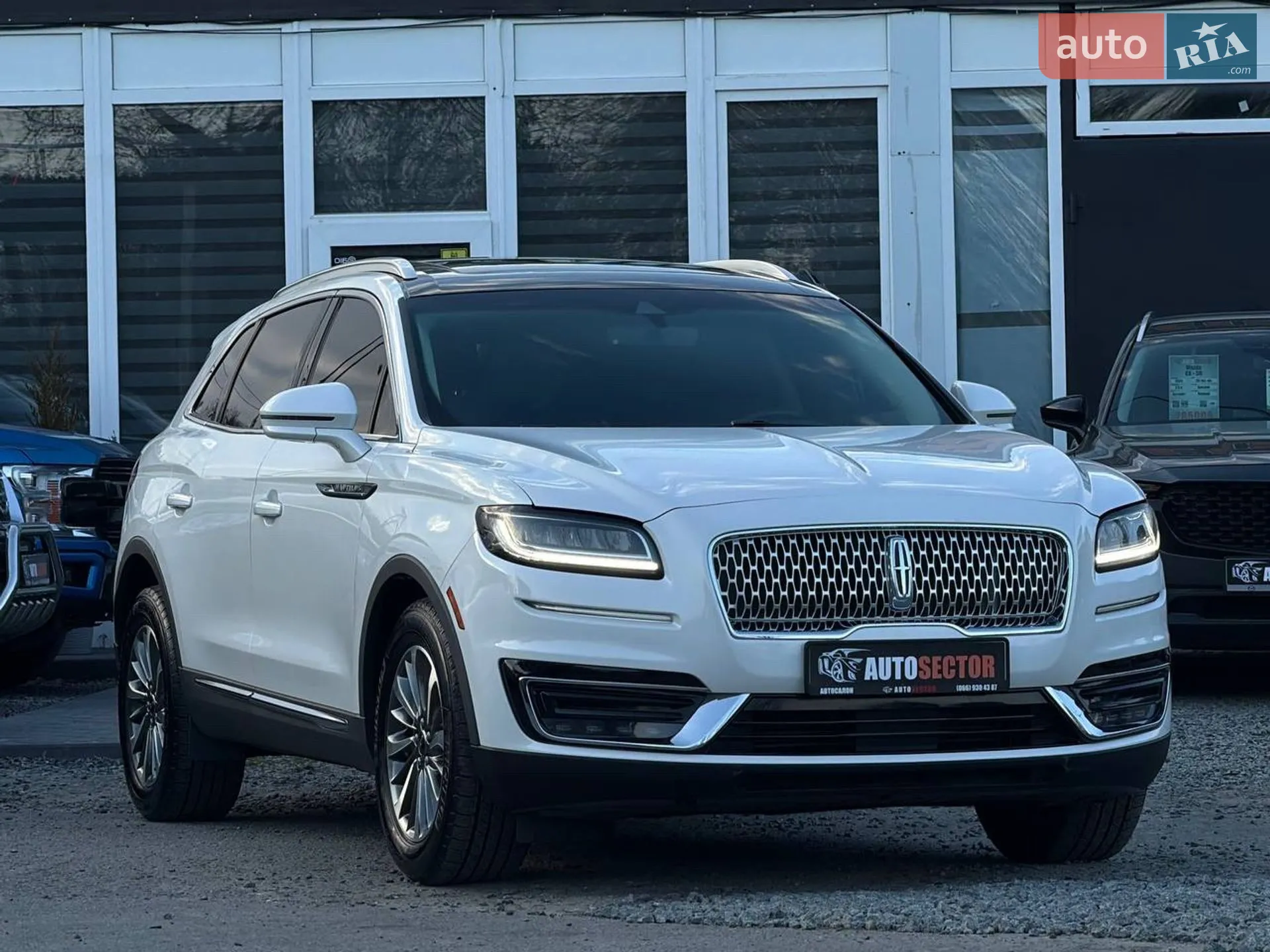 2019 Lincoln Nautilus - мініатюра 6