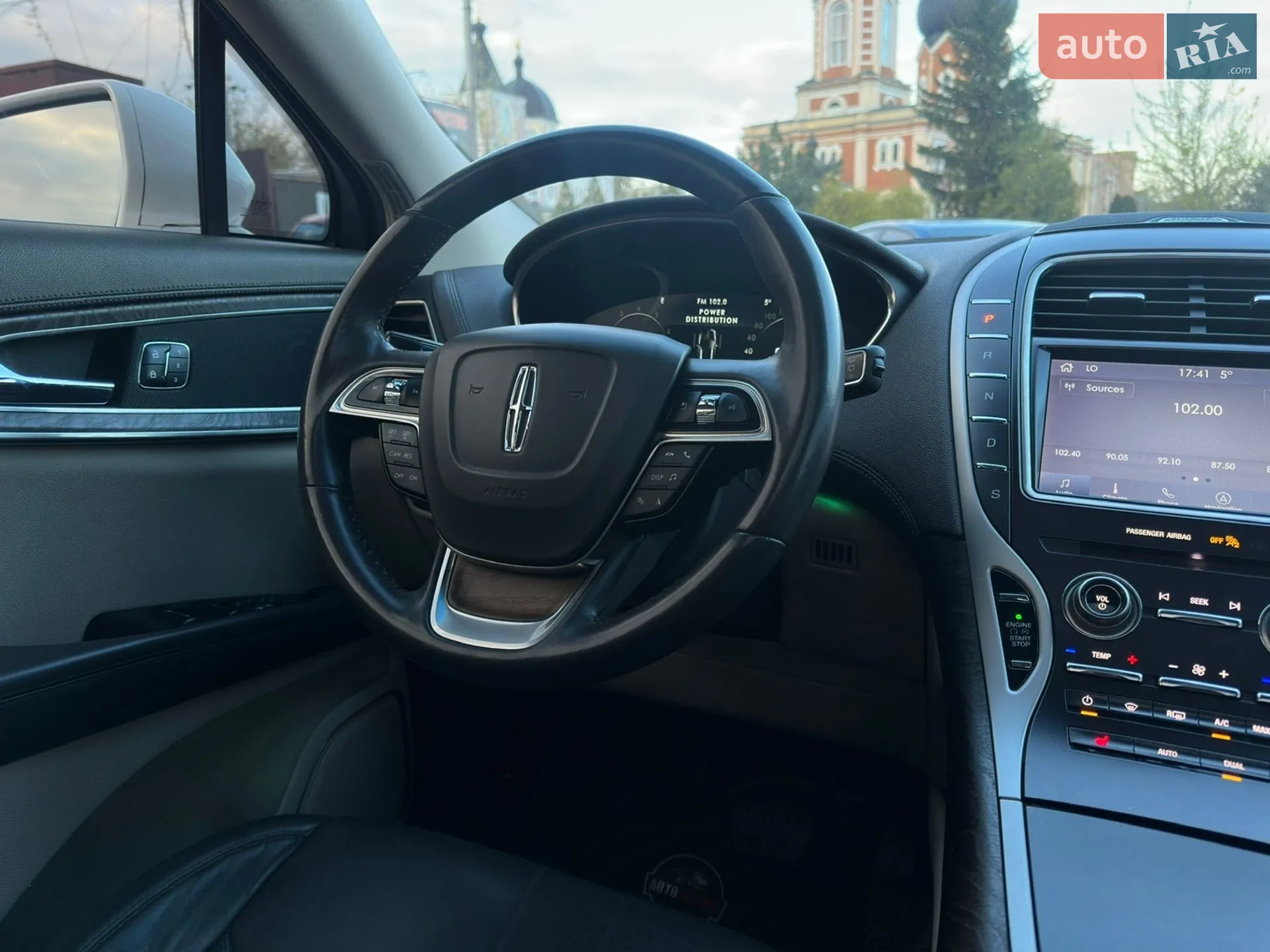 2019 Lincoln Nautilus - мініатюра 32
