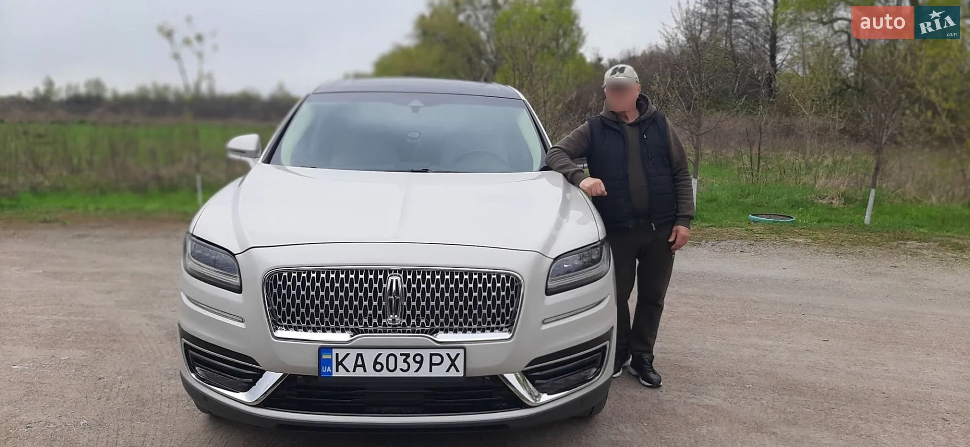 2019 Lincoln Nautilus - мініатюра 2