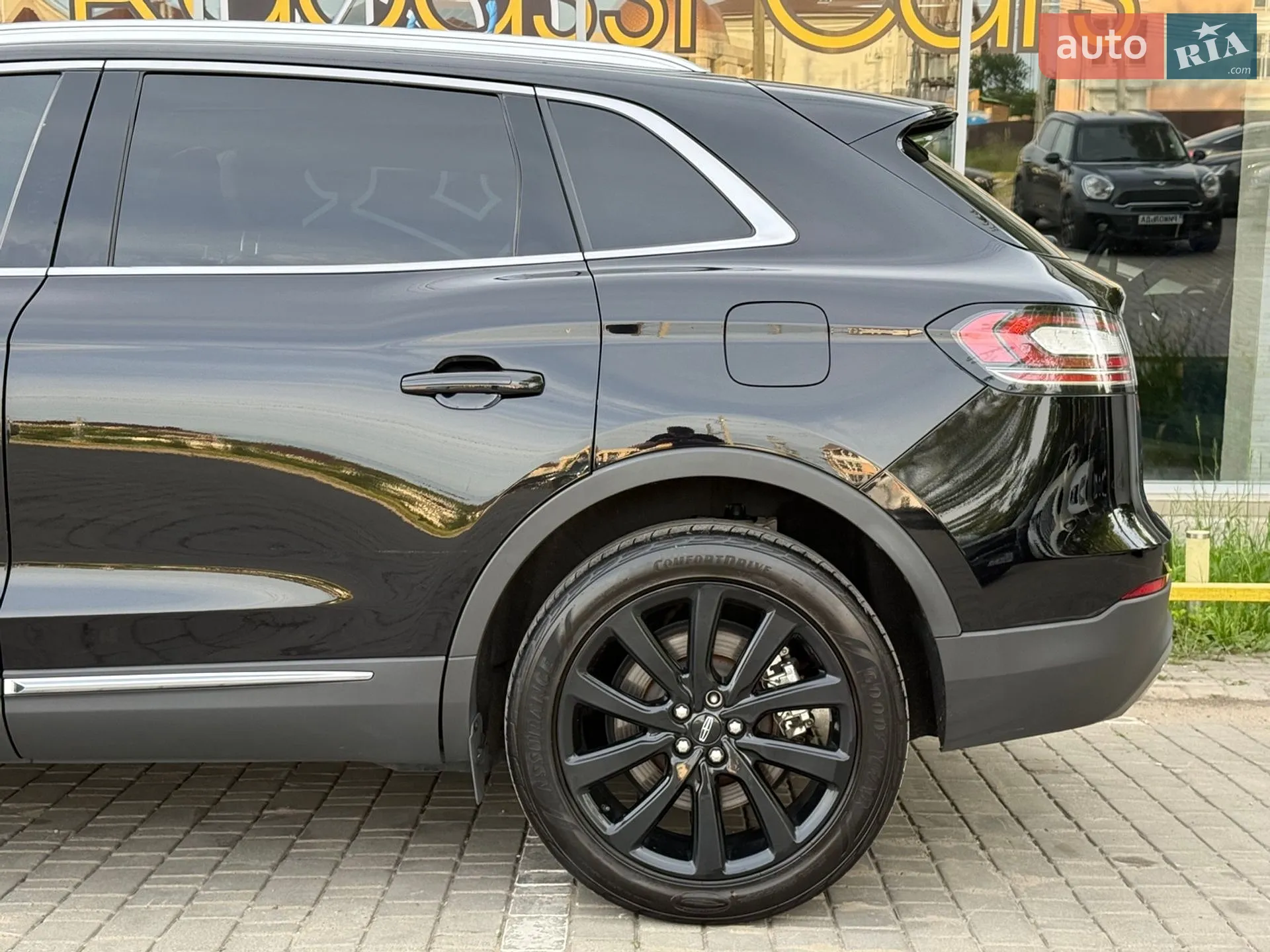 2022 Lincoln Nautilus - мініатюра 4