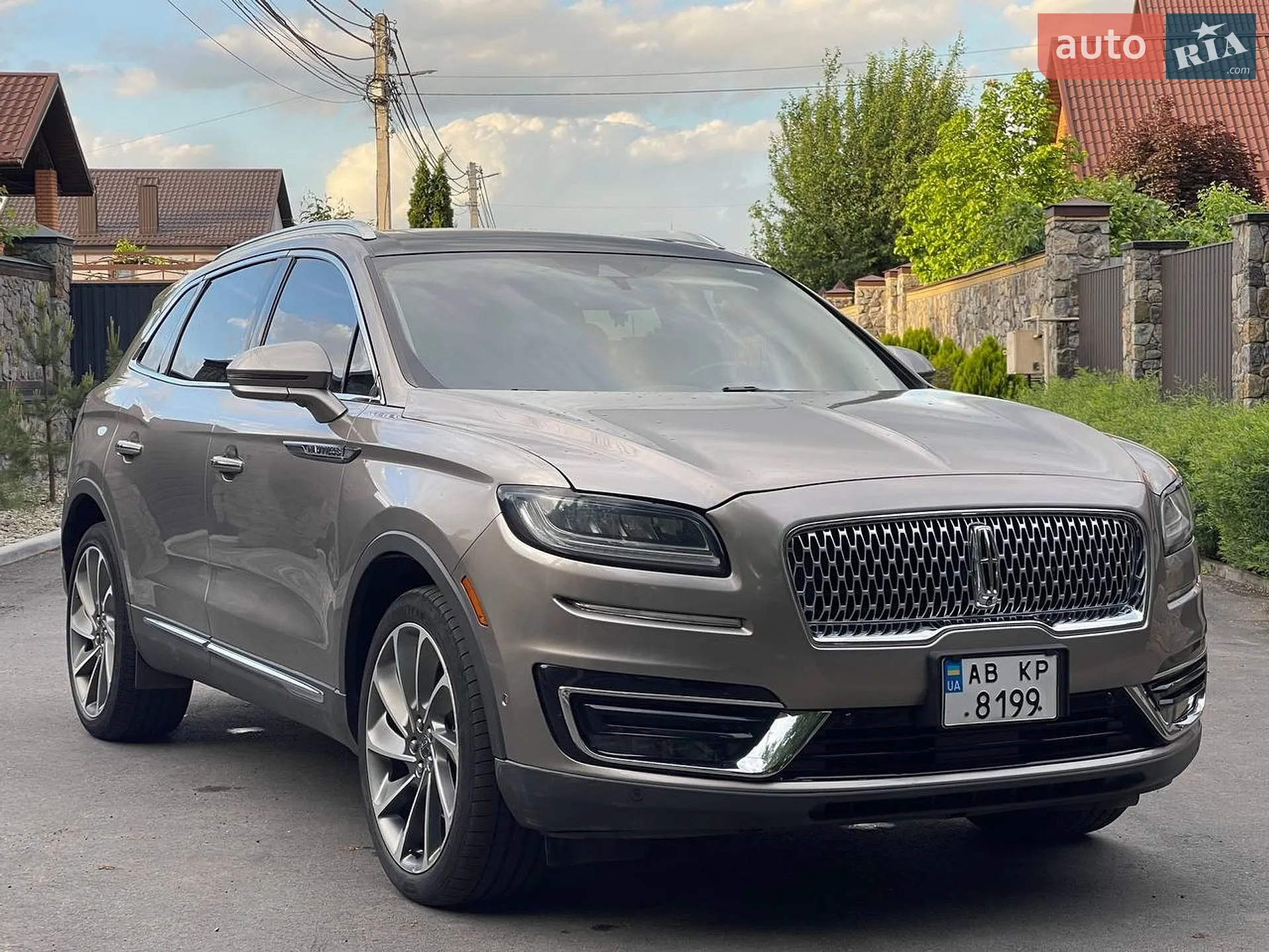 2020 Lincoln Nautilus - мініатюра 2