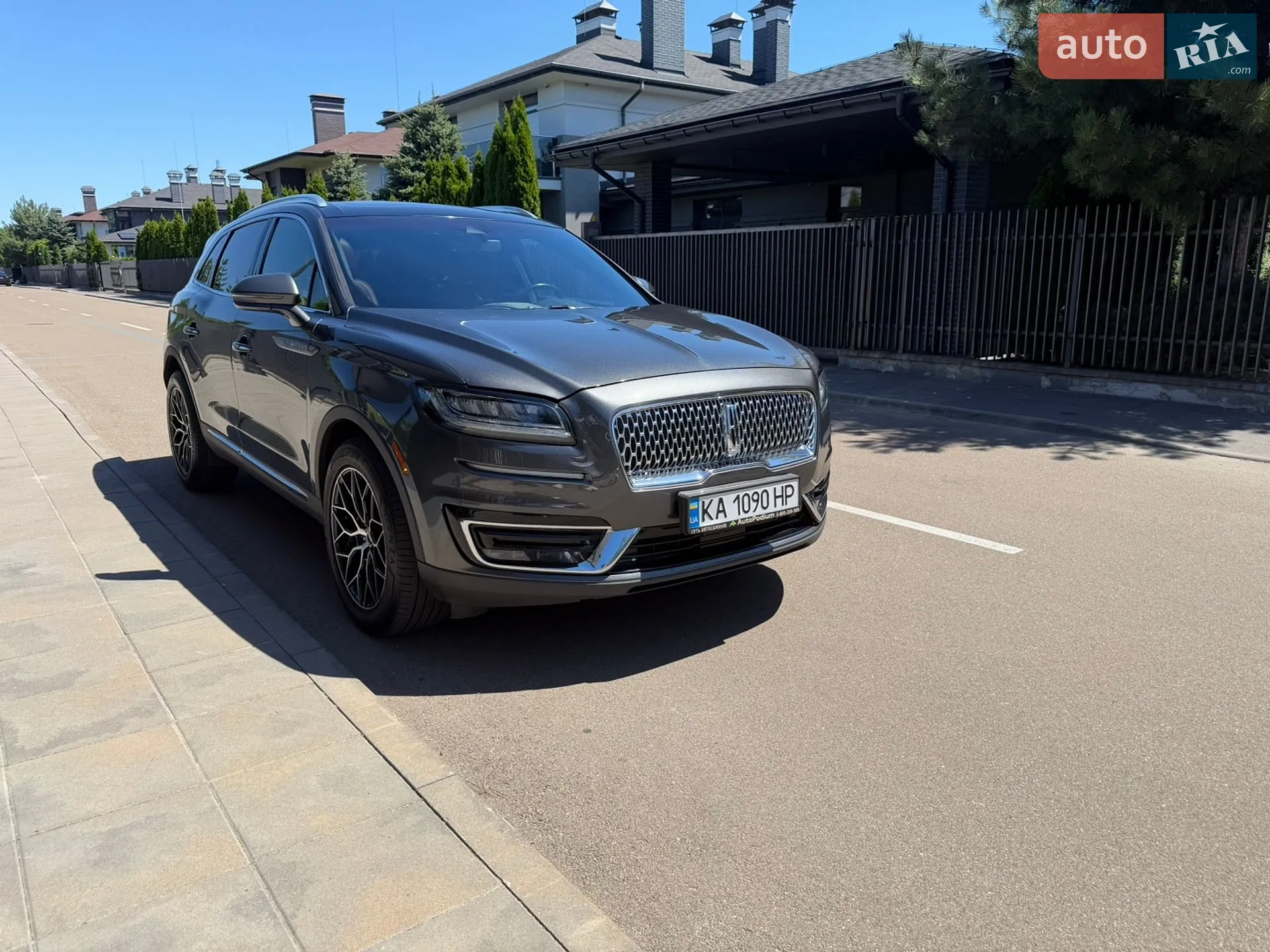 2018 Lincoln Nautilus - мініатюра 3