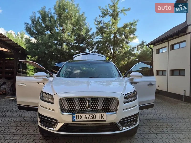 Lincoln Nautilus 2019