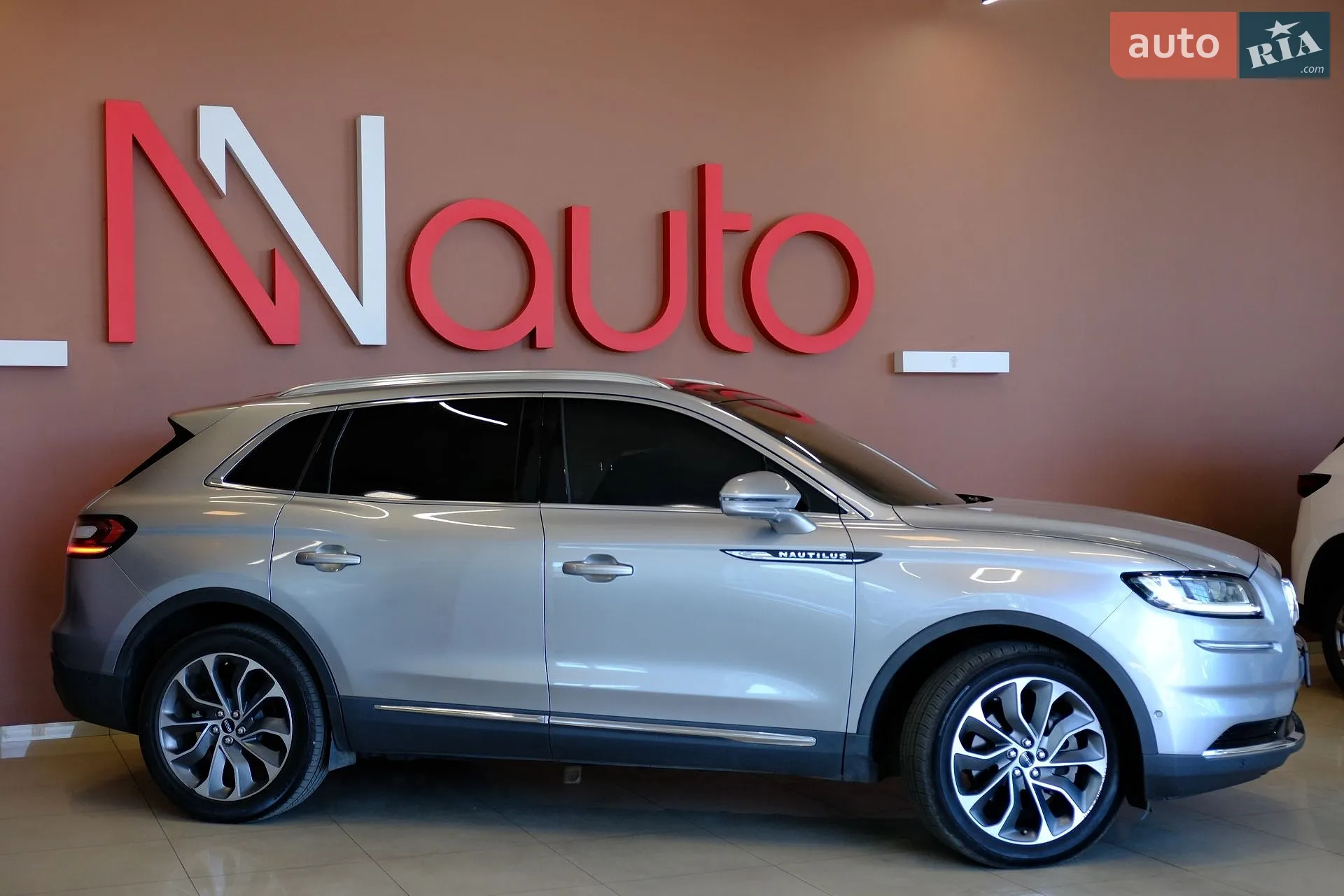 2022 Lincoln Nautilus - мініатюра 8