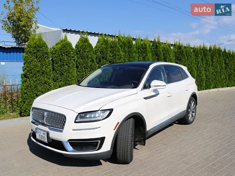 Lincoln Nautilus 2019