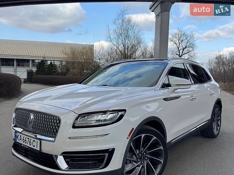Lincoln Nautilus 2019
