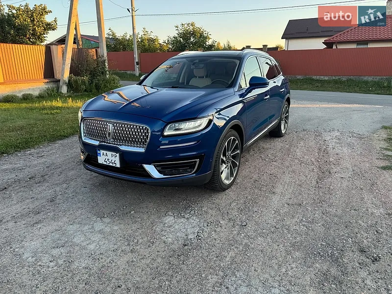 Lincoln Nautilus 2019