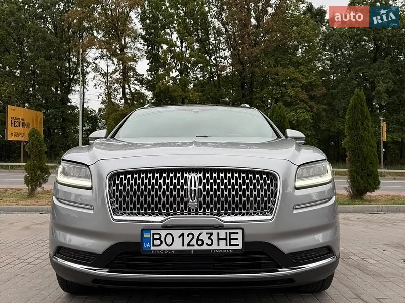 Lincoln Nautilus 2021