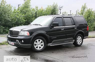 Внедорожник / Кроссовер Lincoln Navigator 2003 в 