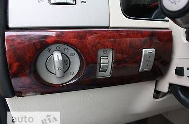Внедорожник / Кроссовер Lincoln Navigator 2003 в 
