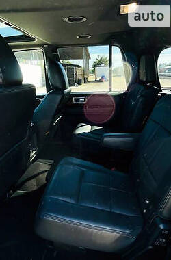 Внедорожник / Кроссовер Lincoln Navigator 2011 в 