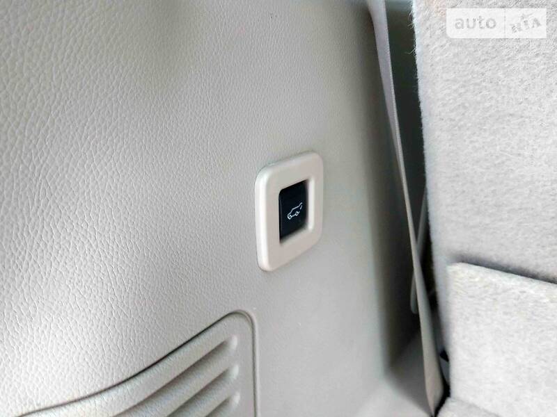 Позашляховик / Кросовер Lincoln Navigator 2011 в Тернополі