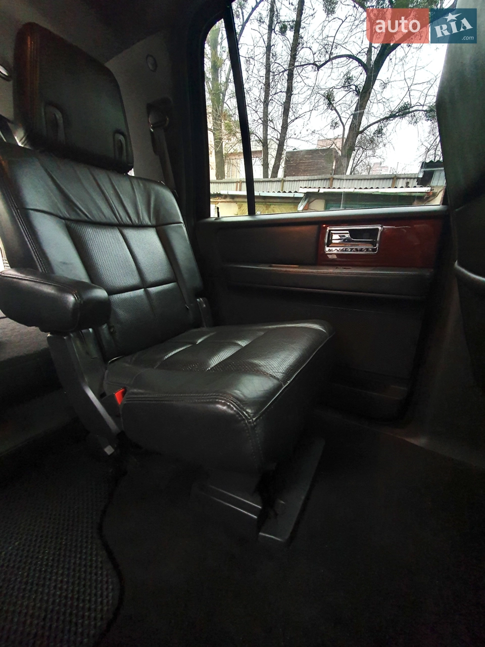 2012 Lincoln Navigator - мініатюра 24