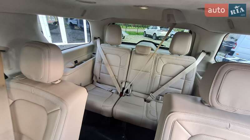 Внедорожник / Кроссовер Lincoln Navigator 2018 в Черновцах