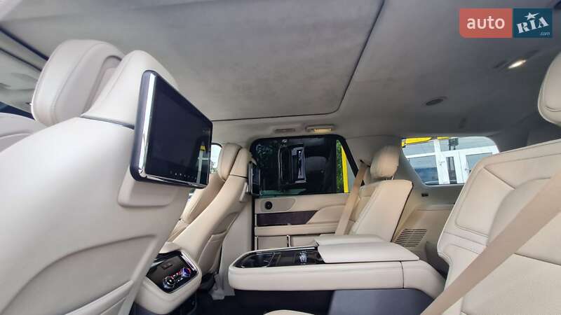 Внедорожник / Кроссовер Lincoln Navigator 2018 в Черновцах