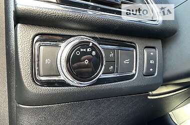 Позашляховик / Кросовер Lincoln Navigator 2019 в 
