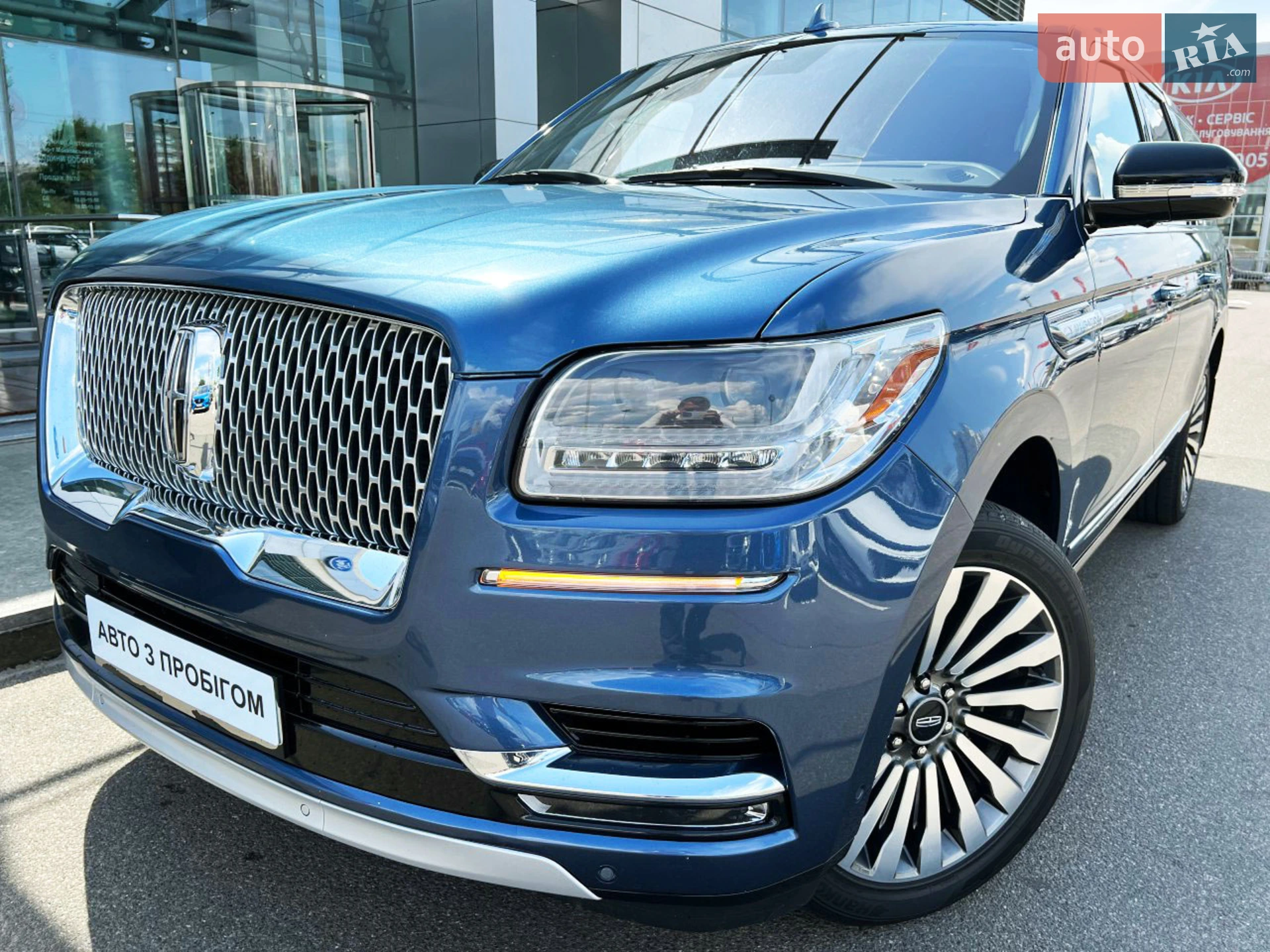 2018 Lincoln Navigator - мініатюра 4