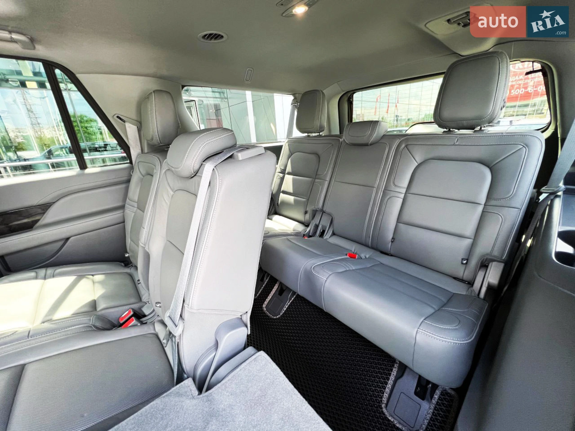 2018 Lincoln Navigator - мініатюра 7