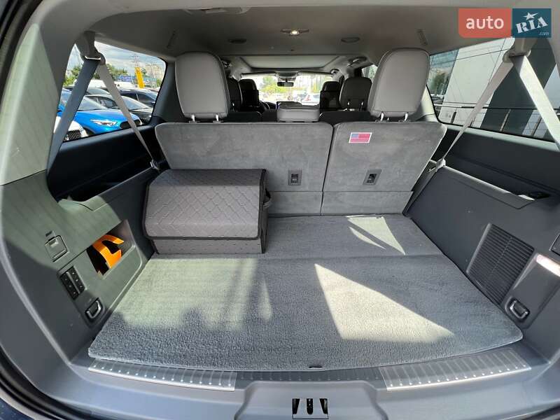 Внедорожник / Кроссовер Lincoln Navigator 2018 в Киеве фото 11 Внедорожник / Кроссовер Lincoln Navigator 2018 в Киеве