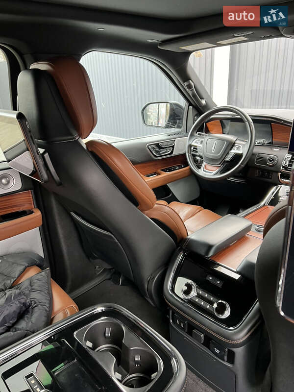 Внедорожник / Кроссовер Lincoln Navigator 2019 в Харькове фото 38 Внедорожник / Кроссовер Lincoln Navigator 2019 в Харькове