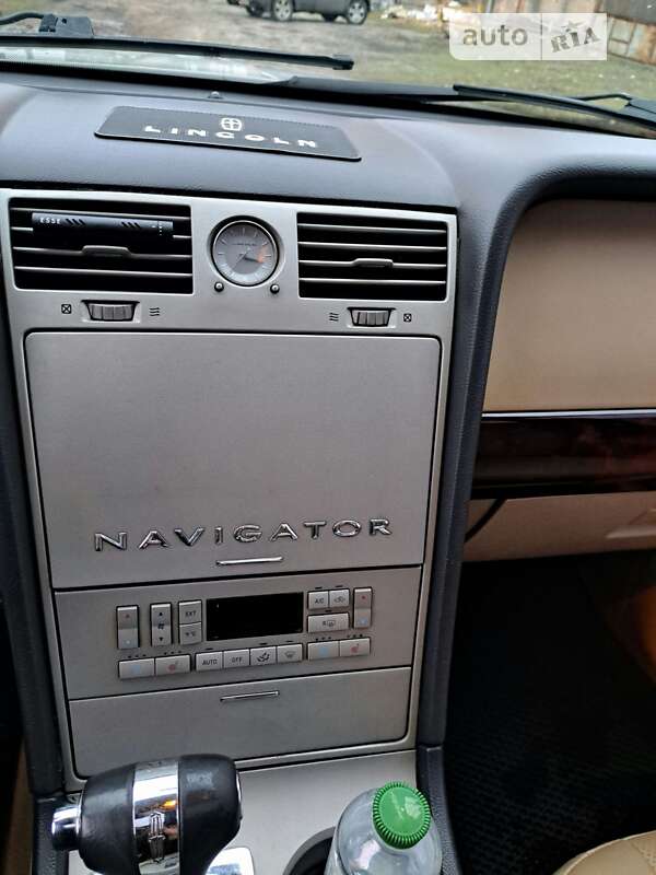 Внедорожник / Кроссовер Lincoln Navigator 2005 в Чернигове