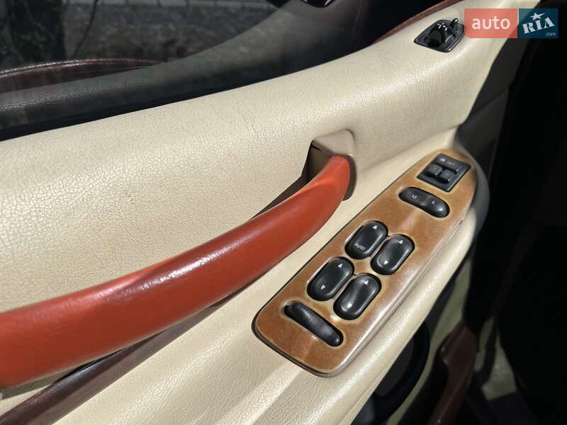 Внедорожник / Кроссовер Lincoln Navigator 1998 в Львове