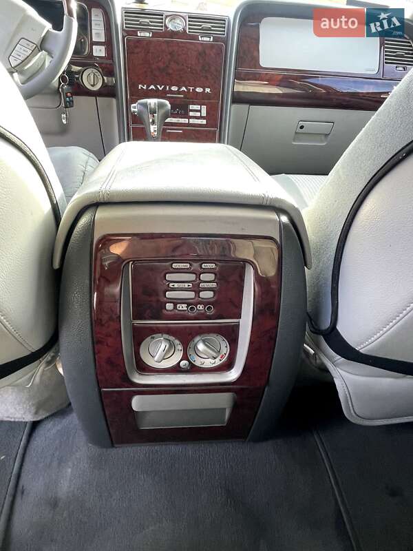 Внедорожник / Кроссовер Lincoln Navigator 2005 в Киеве