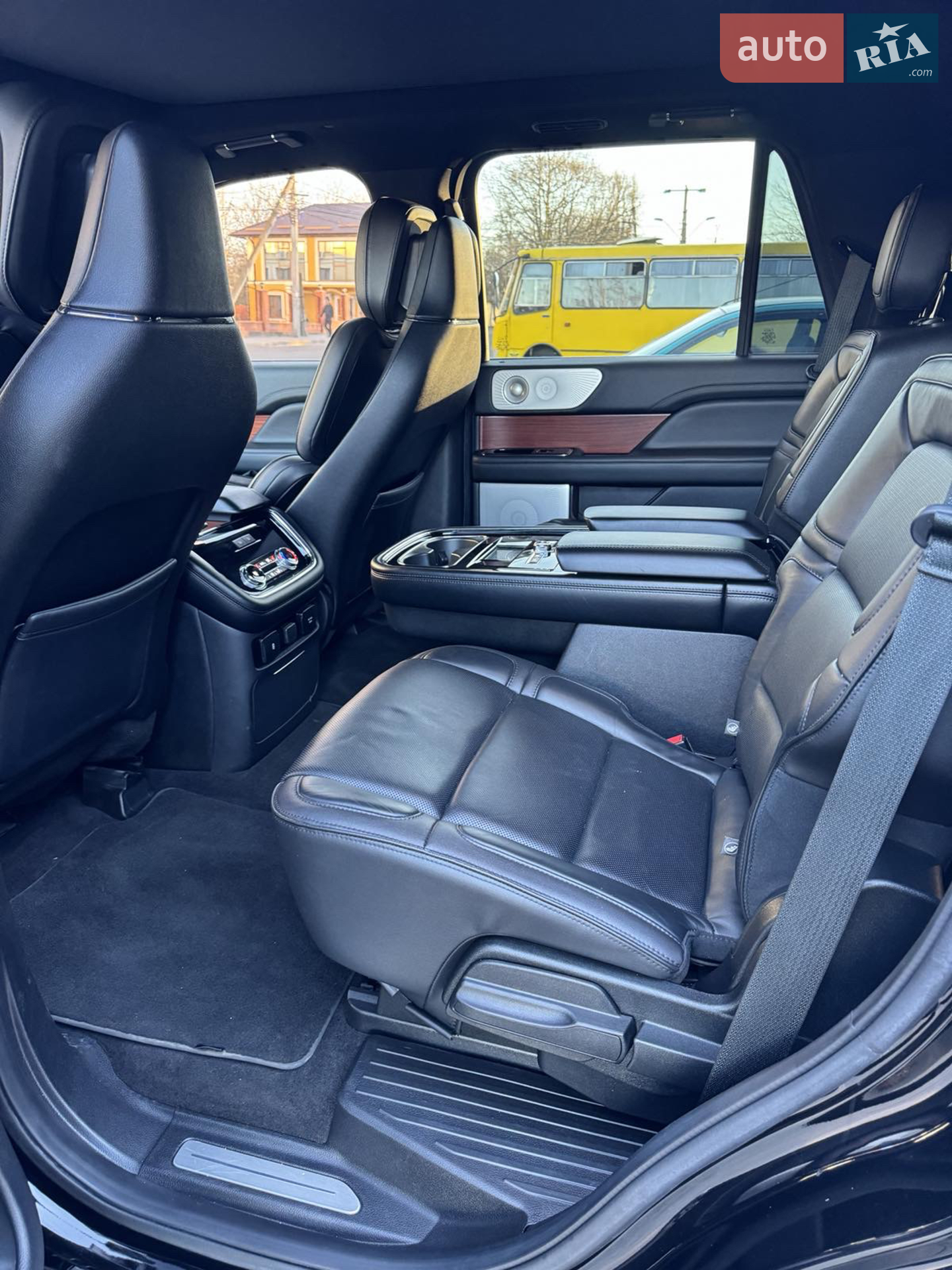 2018 Lincoln Navigator - мініатюра 7