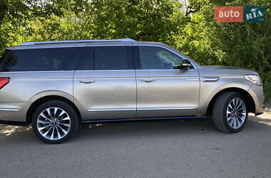 Позашляховик / Кросовер Lincoln Navigator 2019 в Львові