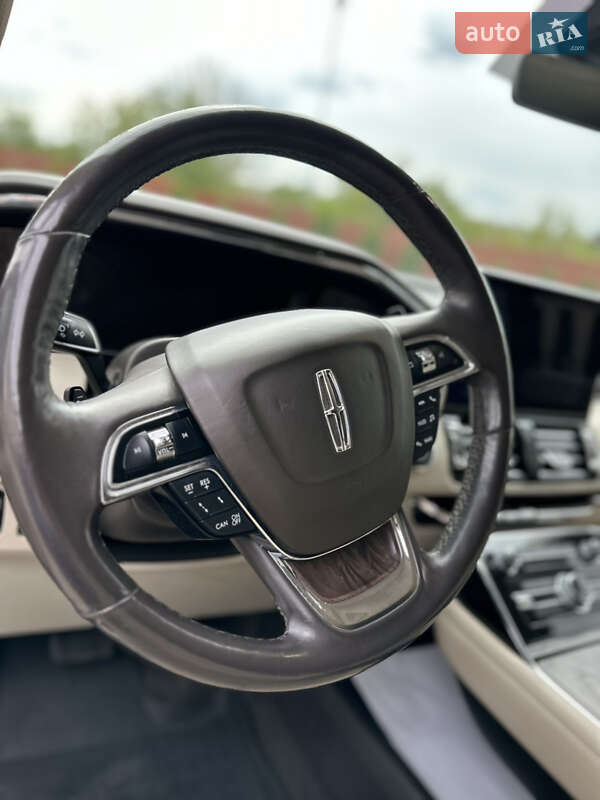Внедорожник / Кроссовер Lincoln Navigator 2018 в Черновцах