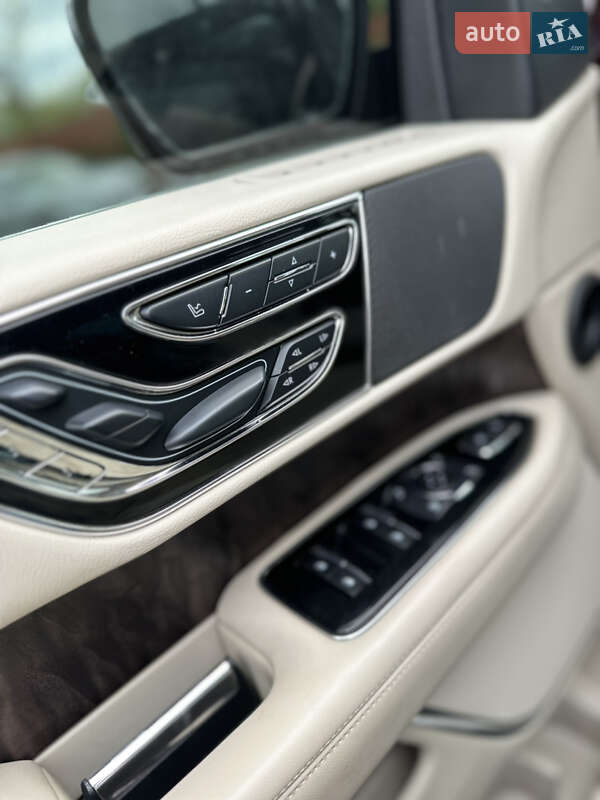 Внедорожник / Кроссовер Lincoln Navigator 2018 в Черновцах